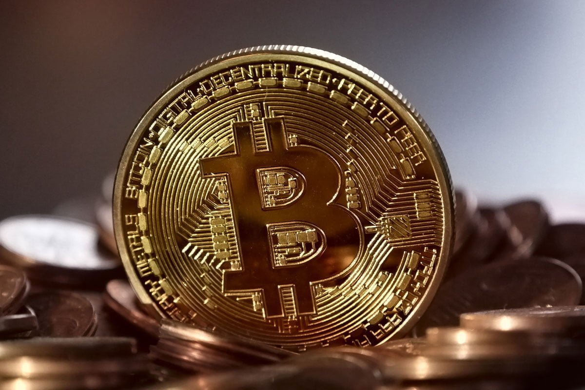 10000 in bitcoin in 2015